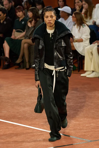 Look 42